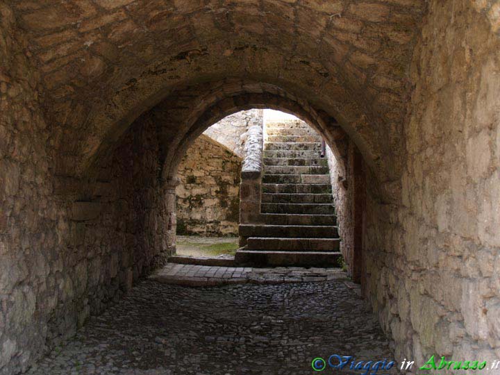 30-P5188564+.jpg - 30-P5188564+.jpg - La fortezza di Civitella del Tronto.